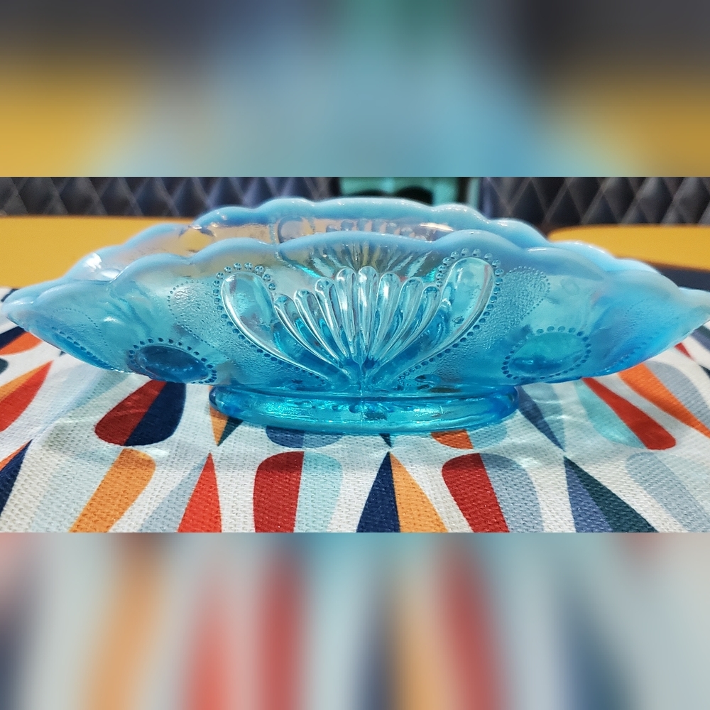 Vtg Blue Opalescent Jefferson Glass Scalloped Jewel & Fan Candy/Trinket Dish